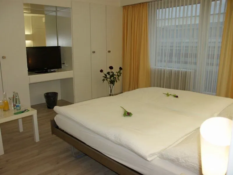 Hotel Alexander Базель